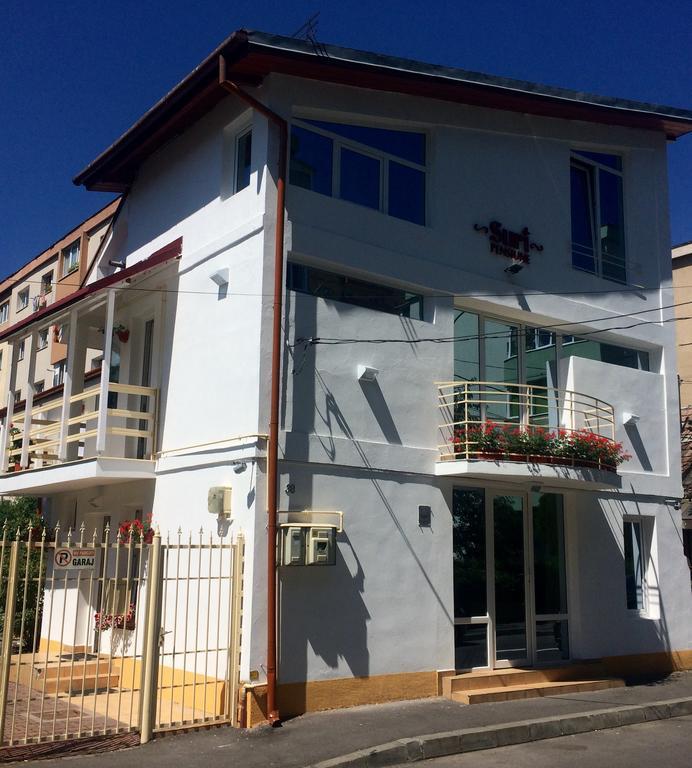Suri Guesthouse Μπρασόβ Εξωτερικό φωτογραφία