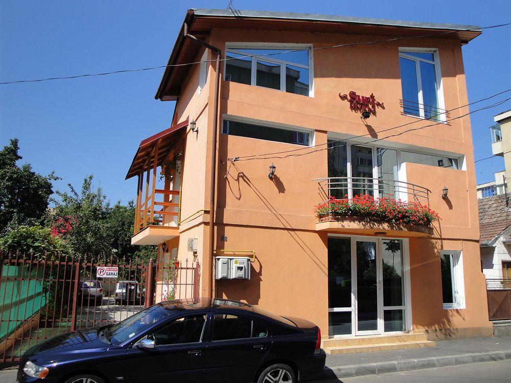 Suri Guesthouse Μπρασόβ Εξωτερικό φωτογραφία